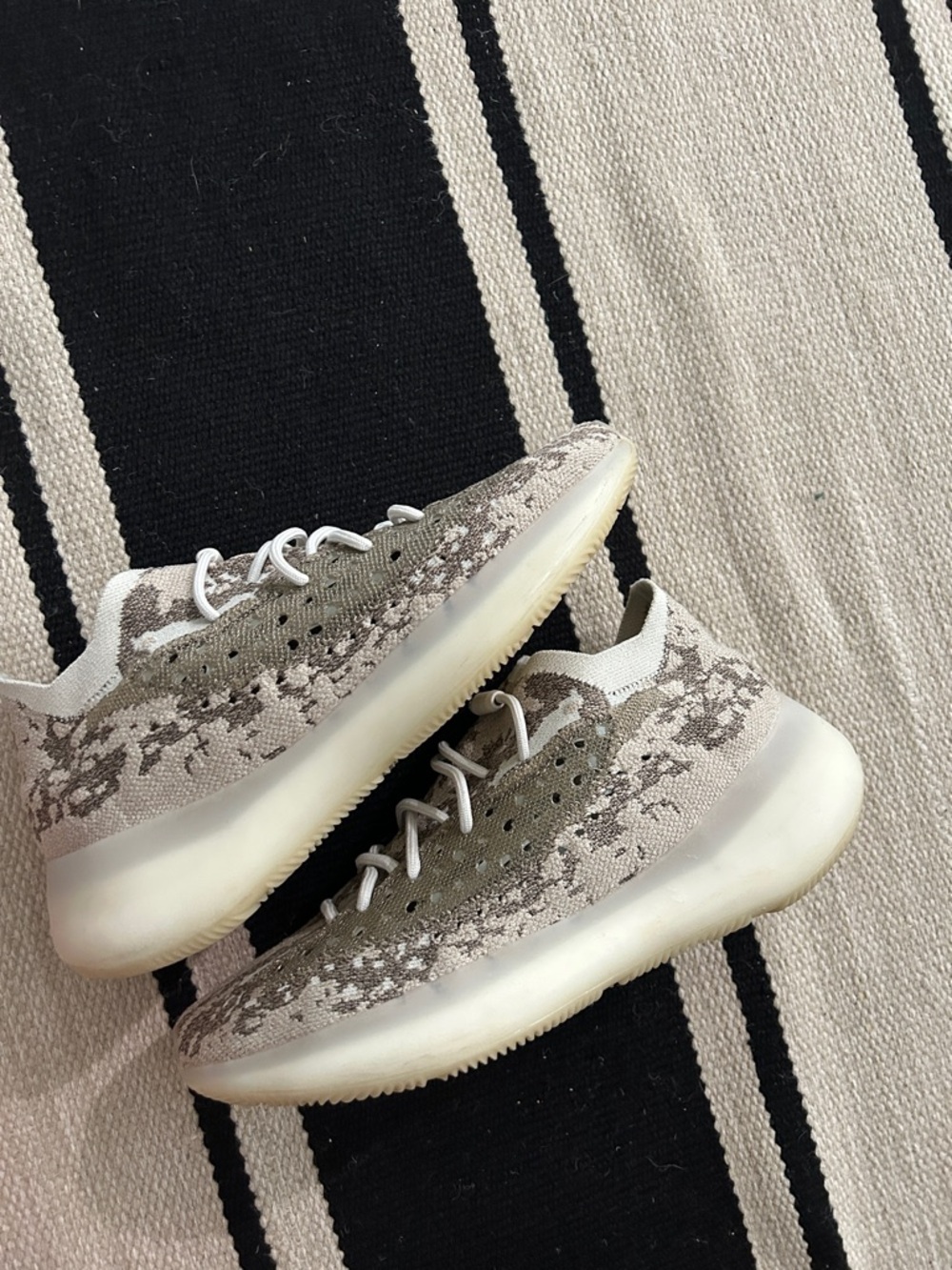 Adidas Yeezy boost 380 “Pyrite” size 12 - Picture 3 of 7
